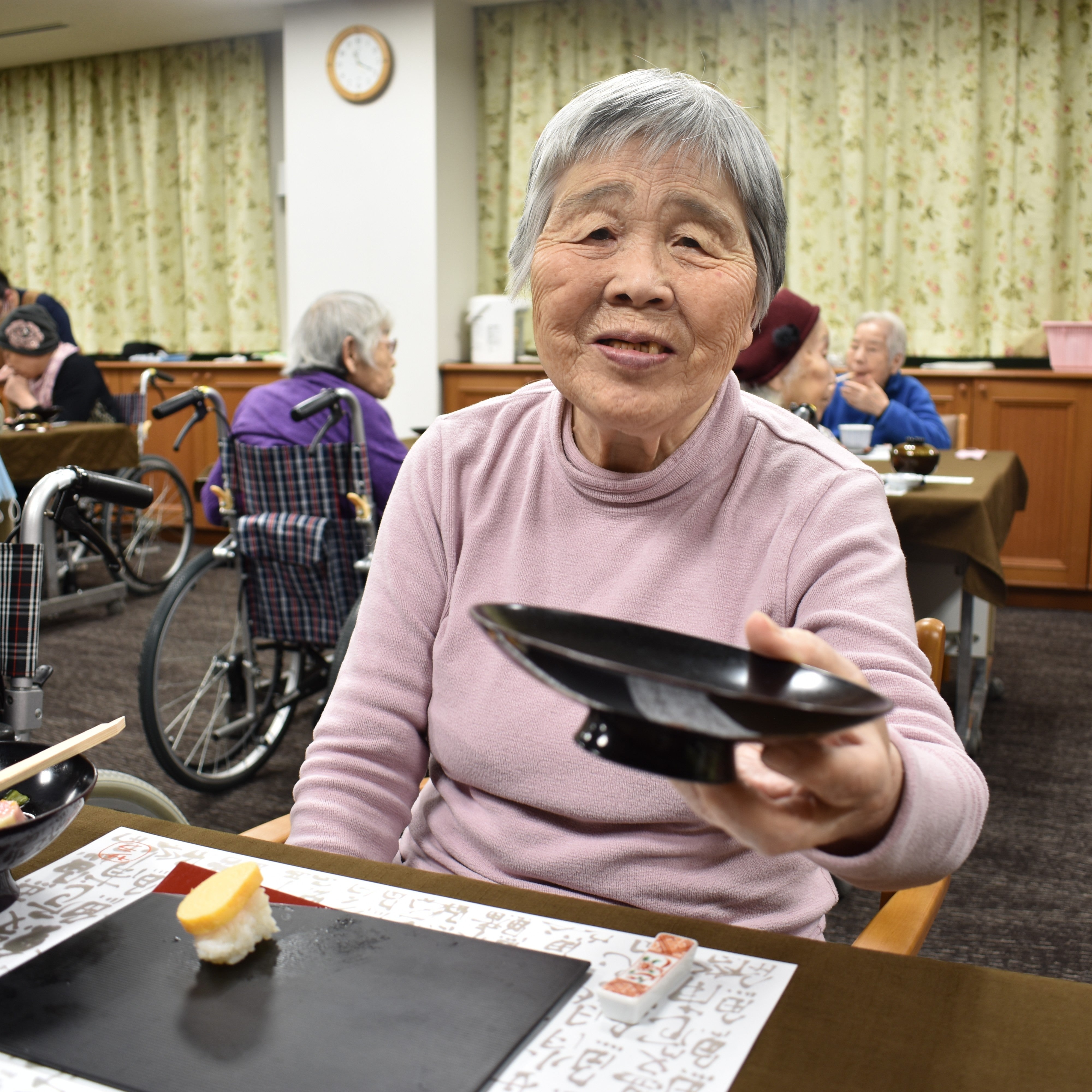 「握り寿司」